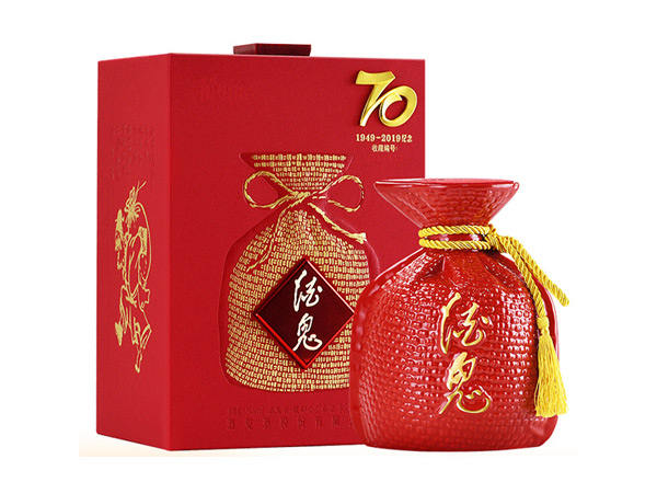 长寿回收酒鬼酒红坛70纪念酒1949-2019年收藏酒54度700ml上门收购行情价格