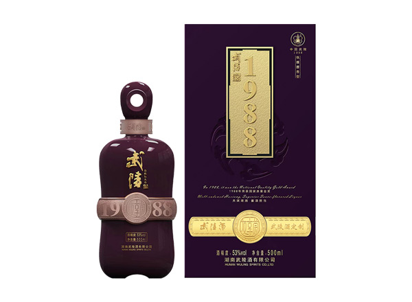 长寿高价回收武陵酒1988/排云上/天下先/浪淘沙年份老酒上门回收