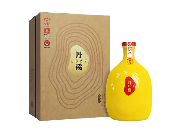 长寿丹溪黄酒回收丹溪1327红曲黄酒五星黄15年